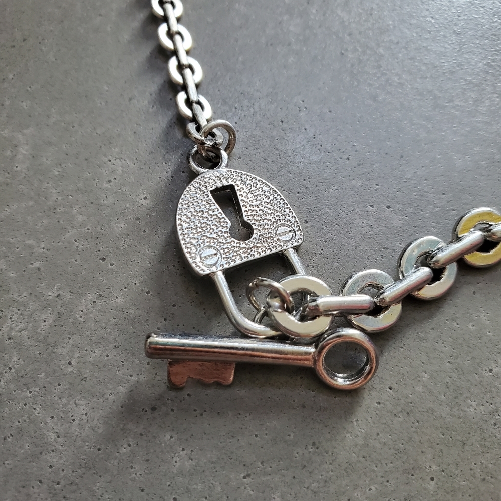 Bcbgeneration Necklace - image 3